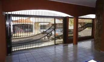 Imagem 4: Linda casa no Jardim Beatriz, São Carlos: 3 dormitórios, churrasqueira e edícula!