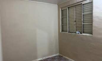 Imagem: Apartamento simples térreo com garagem