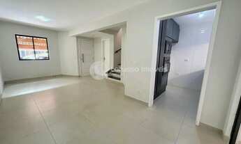 Imagem 4: Sobrado para aluguel possui 120 metros quadrados com 3 quartos em Cajuru - Curitiba - PR