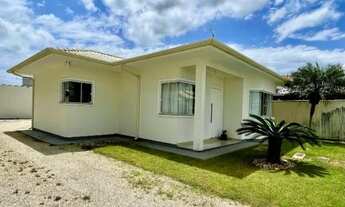 Imagem: Casa de 3 dormitórios em Tijucas amplo