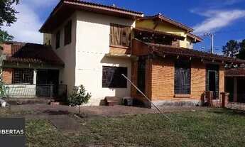 Imagem 5: Casa em Porto Alegre, no bairro Aberta dos Morros, com 4 dormitório(s), e 4 banh