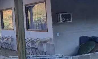 Imagem 3: Chácara com casa e poço de peixe