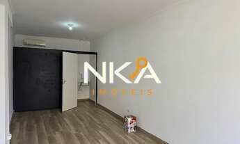 Imagem 4: SALA COMERCIAL C/ FACHADA BLINDEX EM AVENIDA