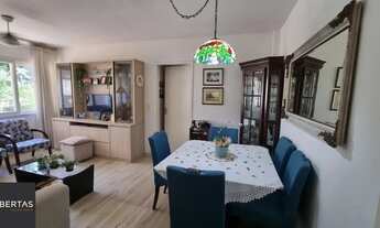 Imagem 4: Apartamento 02 dormitórios a venda, térreo, com uma vaga de estacionamento no Ba