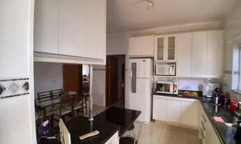 Imagem 5: Casa para venda em CONDOMÍNIO BELLA CITTÀ de 360.00m² com 3 Quartos, 2 Suites e 4 Garagens