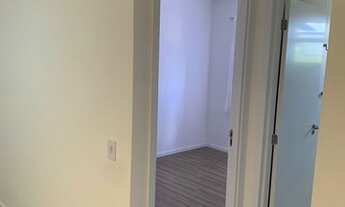 Imagem 5: Apartamento para aluguel e venda possui 65 metros quadrados com 2 quartos