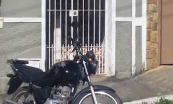 Imagem 2: Aluga-se casa com 3 qtos na Praça da Matriz-Guaçui-ES