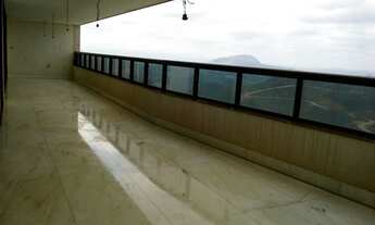 Imagem 4: Edificio Alto Luxo. Apto 503 metros quadrados, 4 suítes,vista para as montanhas. Lazer com