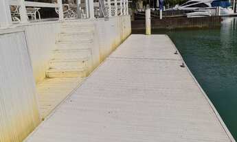 Imagem 5: Casa Portogalo no Canal, lancha até 18 metros piscina 4 suítes e piscina