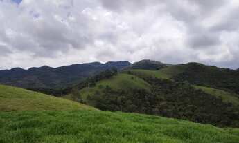 Imagem 4: Linda área próximo a cachoeira do roncador