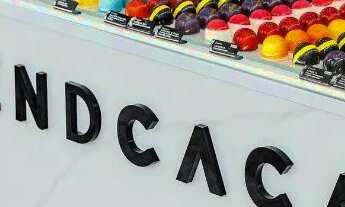 Imagem 3: Linda loja de chocolates na Praça da Espanha