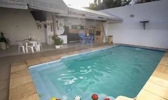 Imagem 4: Belíssima Casa 05 Quartos 02 Suítes (Suíte principal com Closet) Próximo ao Shopping Rei