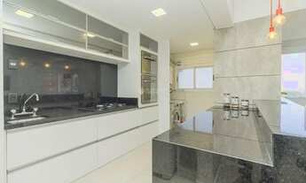 Imagem 5: PORTO ALEGRE - Apartamento Padrão - Jardim do Salso