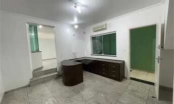 Imagem 2: Excelente e amplo imóvel comercial todo reformado no Bairro de Santa Terezinha-Santana Zo