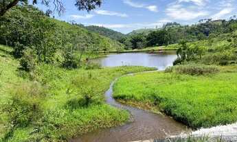 Imagem 2: Explore as oportunidades ilimitadas deste terreno extraordinário e perfeitamente localizad