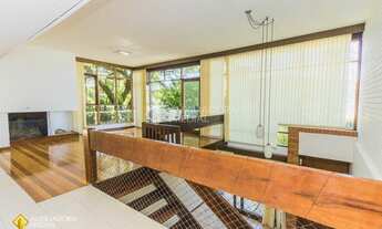 Imagem 2: Casa para venda com 687 metros quadrados com 5 quartos em Saco dos Limões - Florianópolis