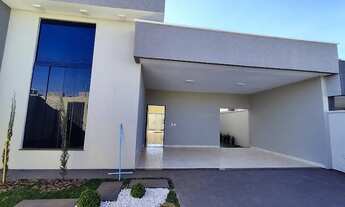 Imagem 2: Casa com Piscina no Residencial Ravena Senador Canedo