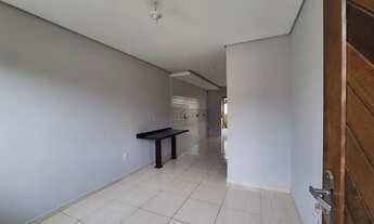 Imagem 2: ALUGO Sobrado Geminado c/ 2 quartos, Sacada, Amplo Terreno no Bairro Vila Nova - Joinville