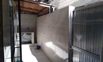 Imagem 5: Vende-se casa com (2) quartos, (1) banheiro e área de serviço externa - CURICICA, RJ