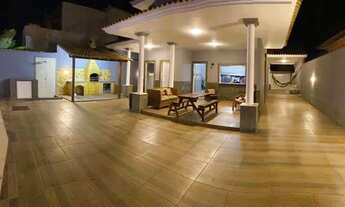 Imagem 3: Casa alto padrão em Cond fechado na região dos lagos