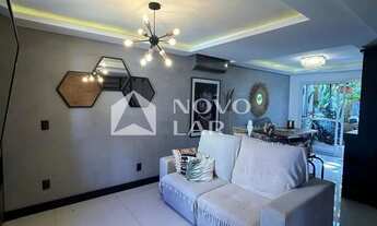 Imagem 2: Sobrado em condomínio com três dormitórios, sendo uma suíte, banheiro social, lavabo, livi