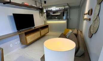 Imagem: PORTEIRA FECHADA. PÉ NA AREIA e VARANDA