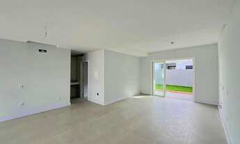 Imagem 7: Casa 4 dormitórios( 1 dorm térreo) no Condomínio Villa Amalfi, na zona sul de Porto Alegre