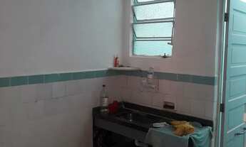 Imagem 7: Alugo belíssimas casa de vila 65m2 2 qto varanda ótima localização Rua Flaminia prox Est,V