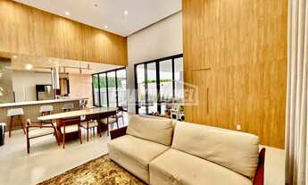 Imagem 3: Casa Mobiliada em Condomínio | 3 Suítes | 4 Vagas de Garagem