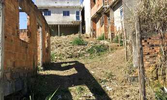 Imagem 4: Casa inacabada - terreno com quase 500m