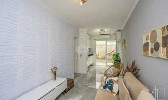 Imagem 3: Casa semi mobiliada e reformada em condomínio com 2 dormitórios/Quartos, sendo 2 suítes, s