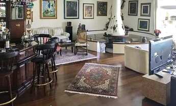 Imagem 2: Casa à venda em Santana de Parnaíba, Alphaville, com 4 suítes, com 698 m², Residencial Oit