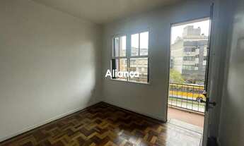 Imagem 6: Apartamento com 3 dormitórios, despensa e churrasqueira no bairro Petrópolis em Porto Aleg