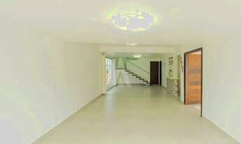 Imagem 4: Sobrado com 1 suíte(s) mais 3 quarto(s) à venda no bairro Saguaçu em Joinville, de R$ 1.55