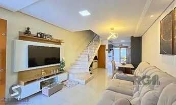 Imagem 5: Casa em Porto Alegre, no bairro Guarujá, com 2 dormitório(s), e 2 banheiros, à venda