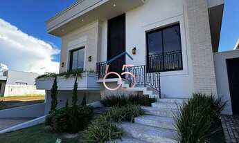 Imagem 3: Casa Neoclássica à Venda Florais Itália