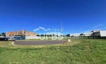 Imagem 7: Excelente lote à venda no Plateau D´or Unique!