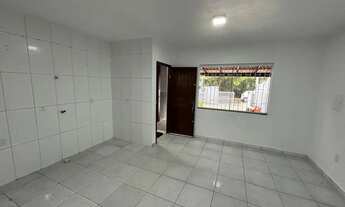 Imagem 7: Casa Financiável São José: Seu Novo Lar com 2 Dormitórios e Cozinha Americana