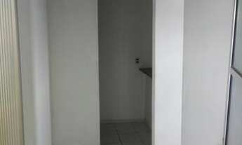 Imagem 5: Quitinetes No fundo da feirinha da João Durval, Feira de Santana