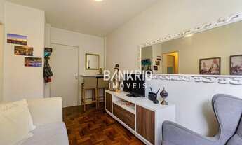 Imagem 2: Apartamento com 2 dormitórios à venda, 51 m² por R$ 330.000,00 - Laranjeiras - Rio de Jane