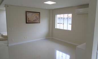 Imagem 6: Casa para venda tem 650 metros quadrados com 6 quartos em Jurerê - Florianópolis