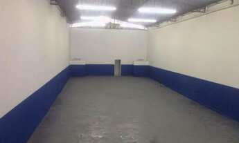 Imagem 2: Galpão com 400m² à venda na Vila Nova York!