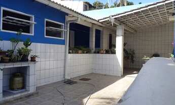 Imagem 3: FCOD 981 Ótima casa em frente a lagoa com 7 quartos