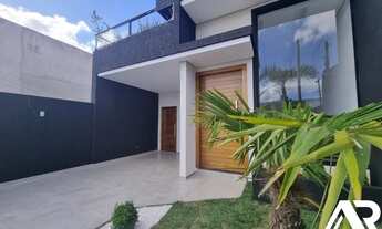 Imagem 6: Viva em Estilo e Conforto: Imóvel com Churrasqueira, Cozinha Moderna, Jardim Encantador e