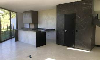 Imagem 5: Residência 150m²,3 dormitórios,amplo jardim,3 quadras do mar,Garopaba/SC