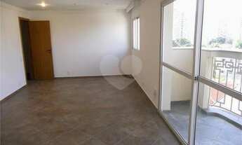 Imagem: Moema Pássaros, apartamento com varanda