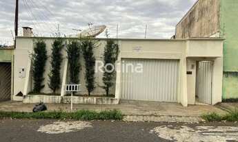 Imagem: Casa para alugar, 3 quartos, 1 suíte, 2