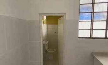 Imagem 5: Casa com 01 dormitório, sala, cozinha, banheiro e área de serviço - sem vaga de garagem.