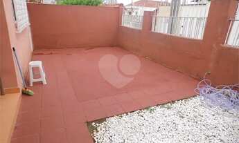 Imagem 4: Casa com 150 M² de área útil, possuindo 3 dormitórios, 2 salas, banheiro e 7 vagas de gara