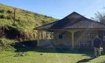 Imagem 4: Chácara para venda com 2500 metros quadrados com 2 quartos em Centro - Igaratá - SP